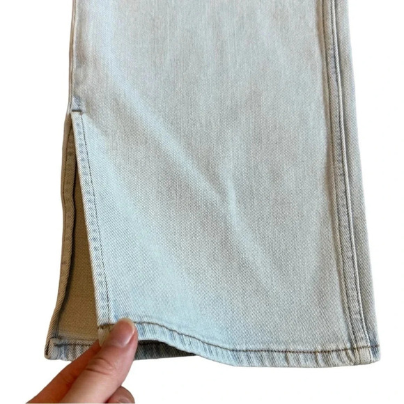 Abercrombie & Fitch Curve Love Ultra High Rise 90s Slim Straight Jean 35 Light - Picture 5 of 10